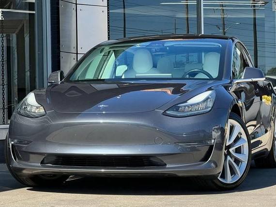 TESLA MODEL 3 2018 5YJ3E1EB5JF112035 image TESLA MODEL 3 2018 5YJ3E1EB5JF112035 image